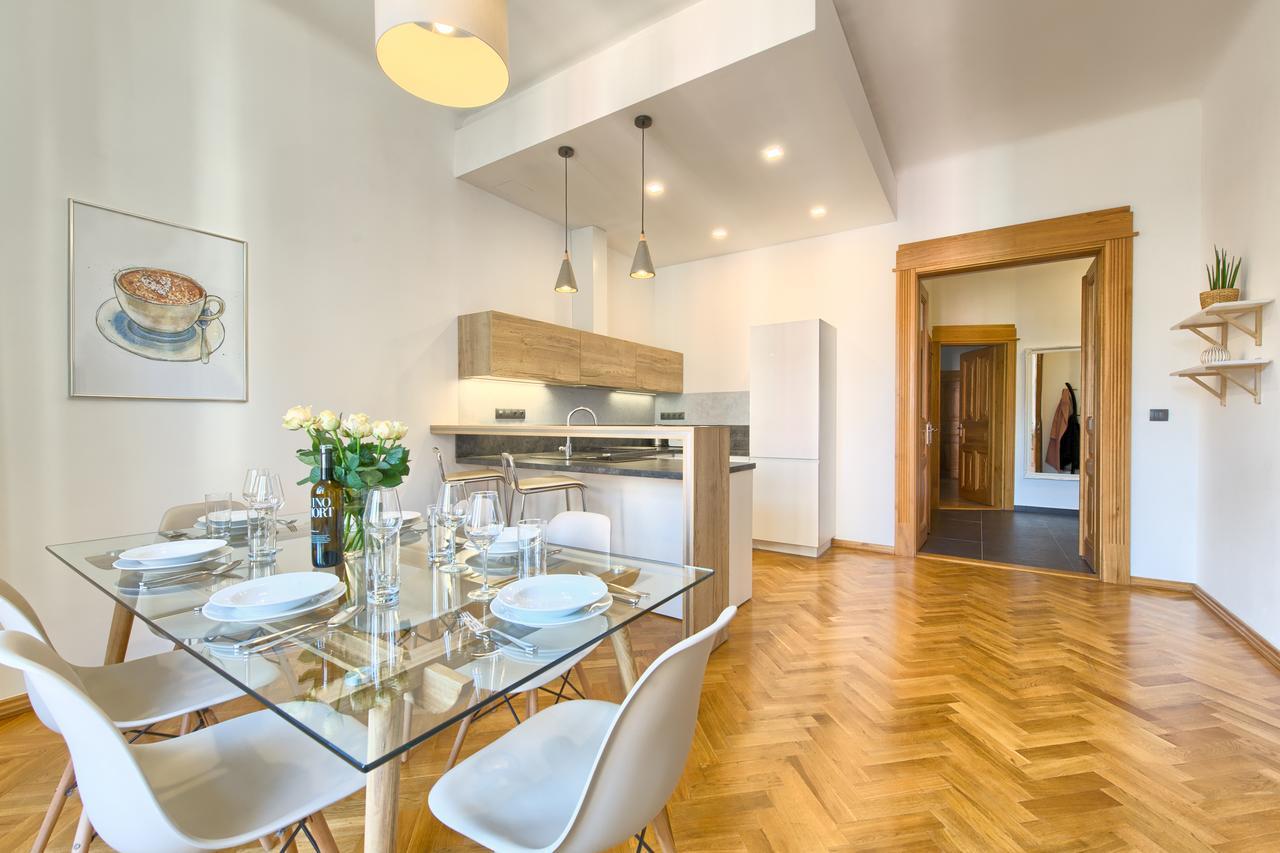 Spacious And Bright Dusni 13 Appartement *