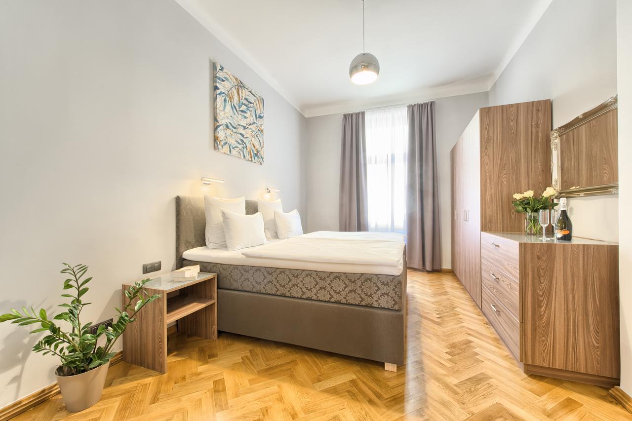 Appartement Spacious And Bright Dusni 13